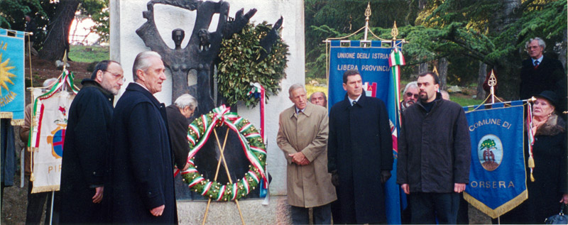 Al Monumento agli Infoibati realizzato col Comune di Trieste nel Parco della Rimembranza